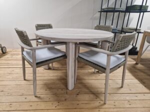 Max & luuk Jago-Lila Diningset showroommodel